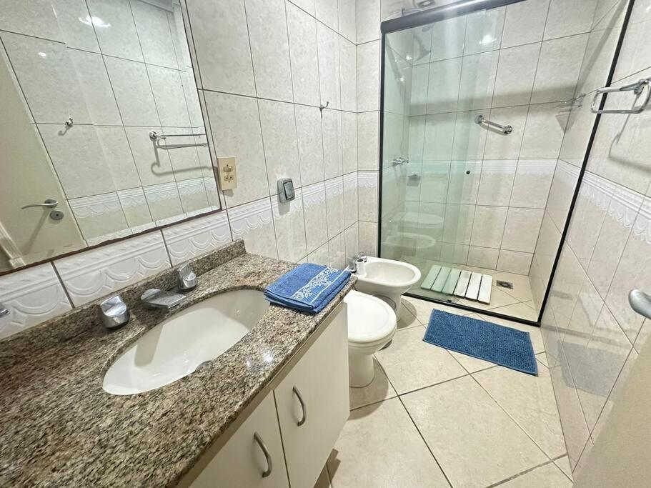 Apto Pe Na Area Balneario Camboriu