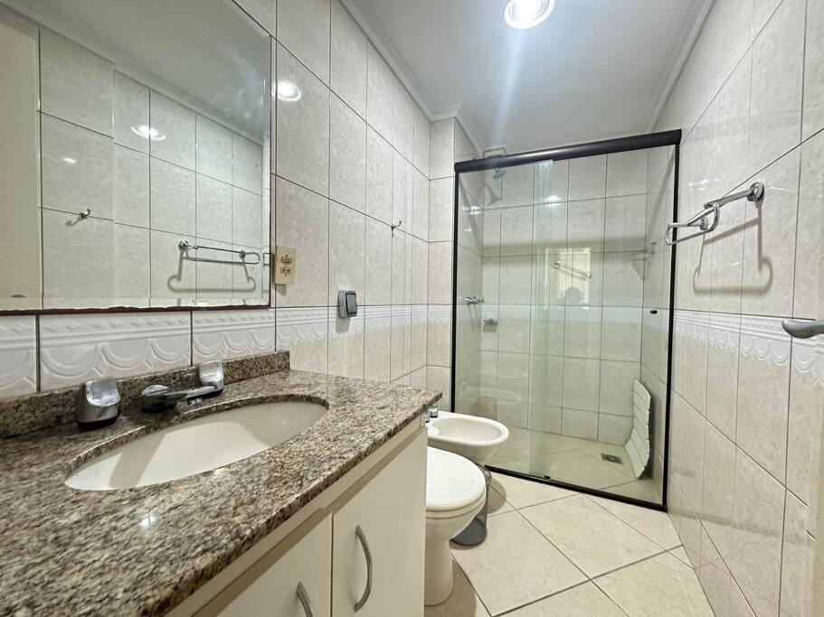 Apto Pe Na Area Balneario Camboriu