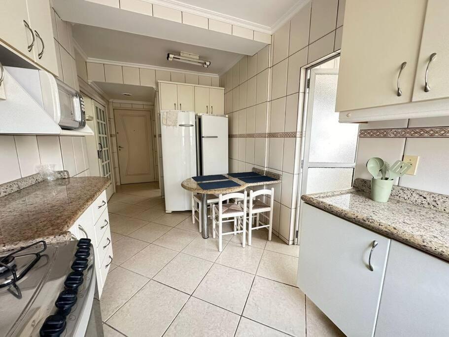 Apto Pe Na Area Apartamento Balneario Camboriu